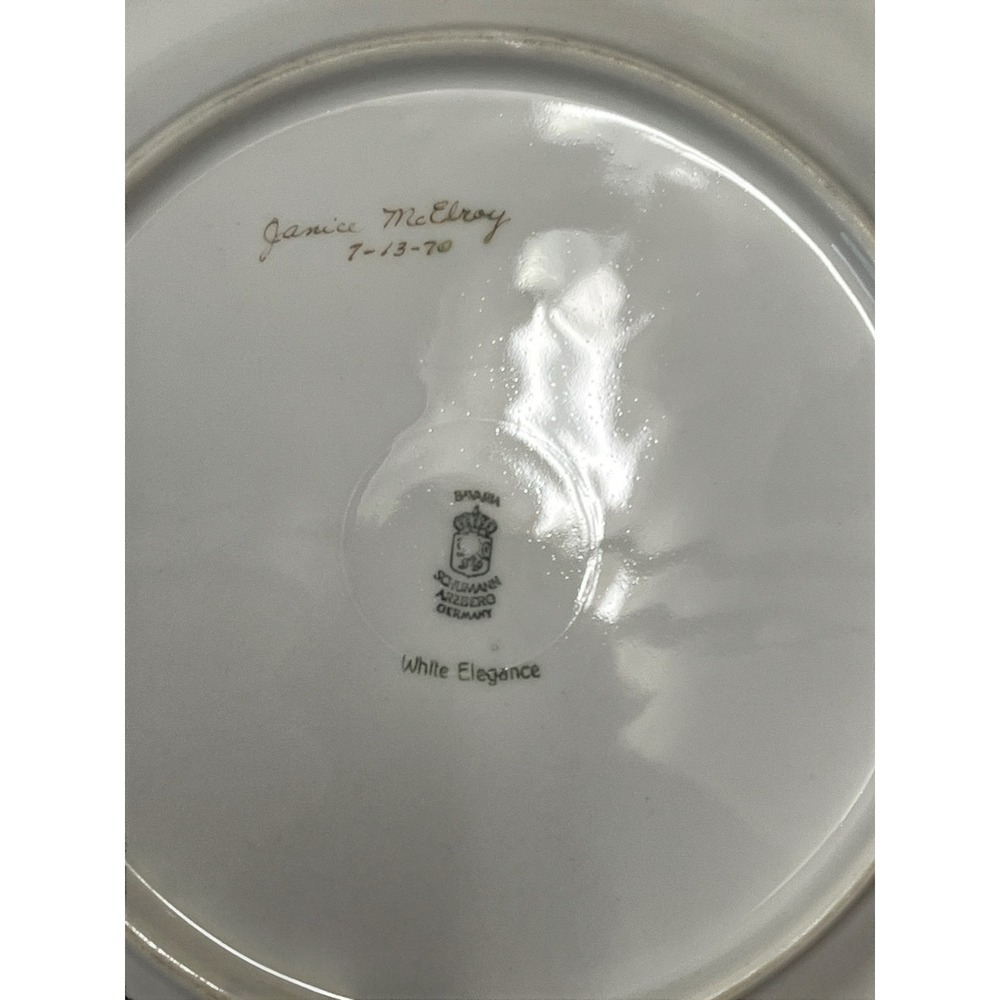 Schumann Arzberg Bavaria White Elegance Gold Gilt Monogram M Plates Set of 4 - Picture 8 of 8